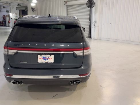 Used 2022 Lincoln Aviator Reserve w/ Elements Package Plus RWD image 8