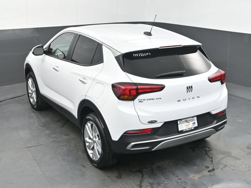 Used 2025 Buick Encore GX Preferred AWD/4WD image 36