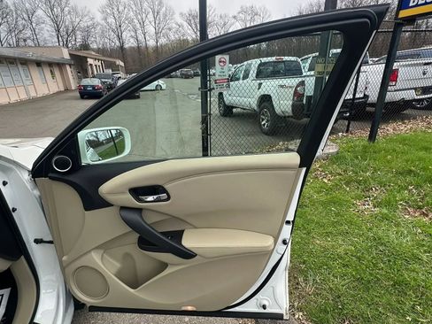 Used 2016 Acura RDX AWD w/ Technology Package image 33