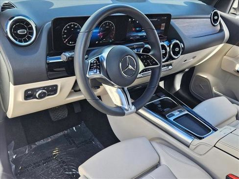 Used 2026 Mercedes-Benz GLA 250 image 10