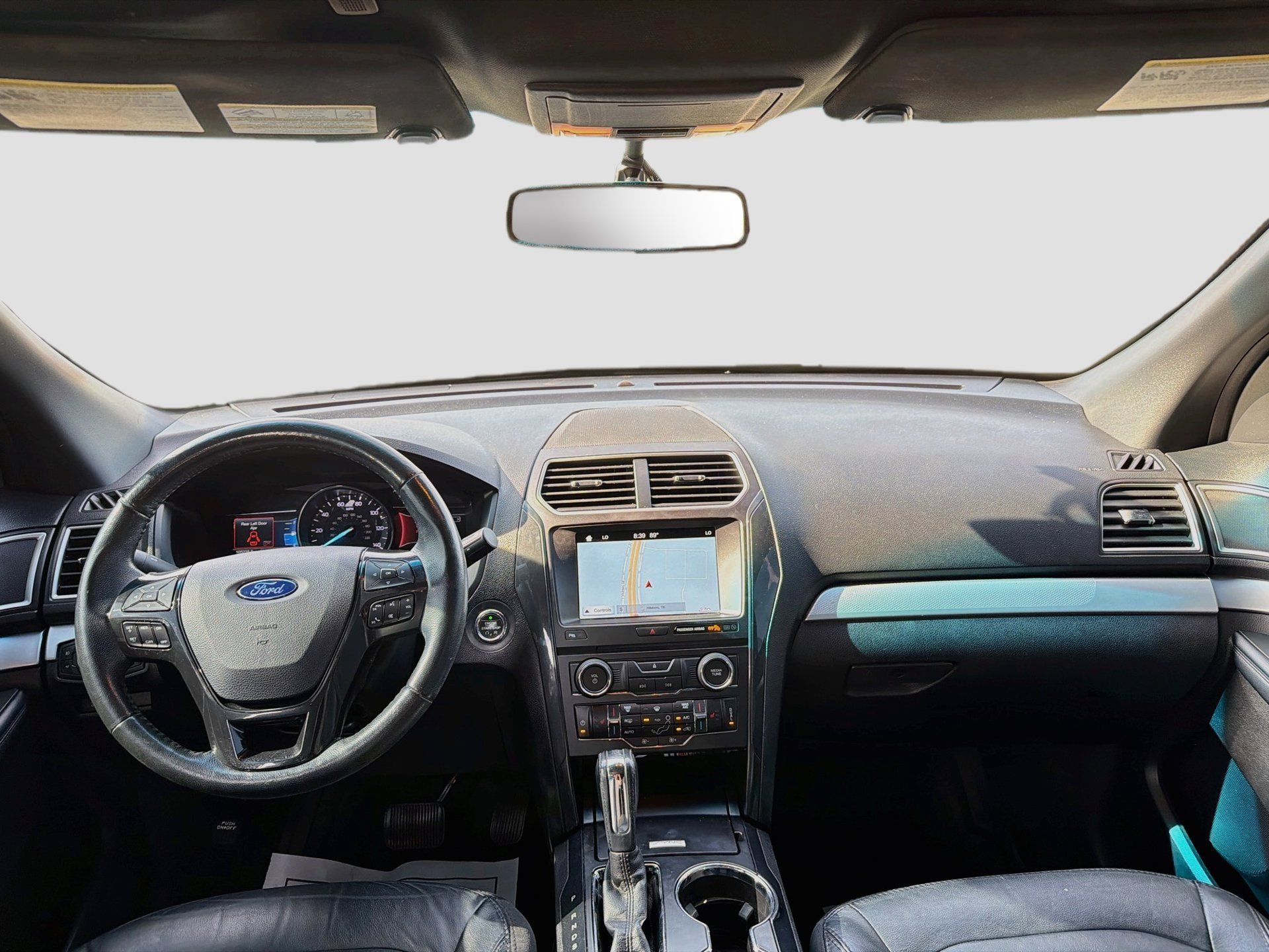 Used 2017 Ford Explorer XLT w/ Equipment Group 202A FWD image 29