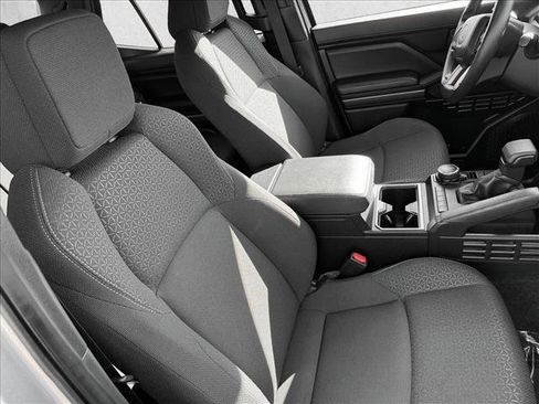 Certified 2025 Toyota 4Runner SR5 AWD/4WD image 18