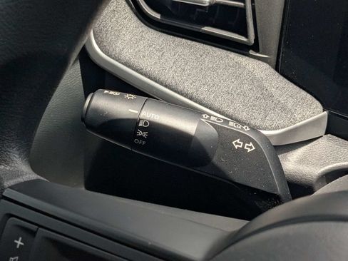 Used 2026 Nissan Kicks S FWD image 23