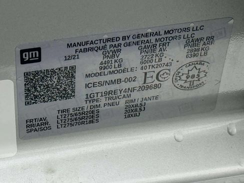 Used 2022 GMC Sierra 2500 Denali AWD/4WD image 17