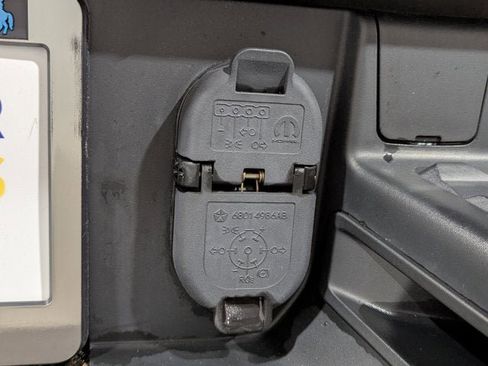 Used 2019 RAM 1500 Big Horn image 48