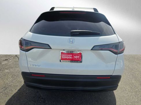 Used 2023 Honda HR-V LX image 4