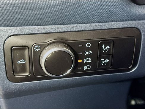 Used 2025 Ford Maverick Lariat image 21