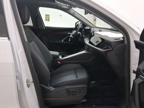 Used 2025 Audi Q5 Premium Plus w/ Premium Plus image 33