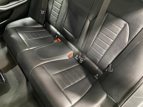 Used 2023 BMW 330i xDrive Sedan w/ Premium Package image 18