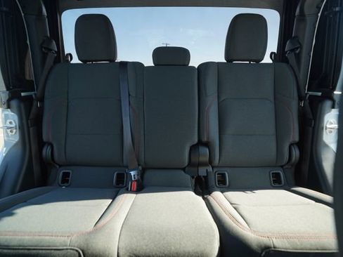 New 2026 Jeep Gladiator Rubicon image 30