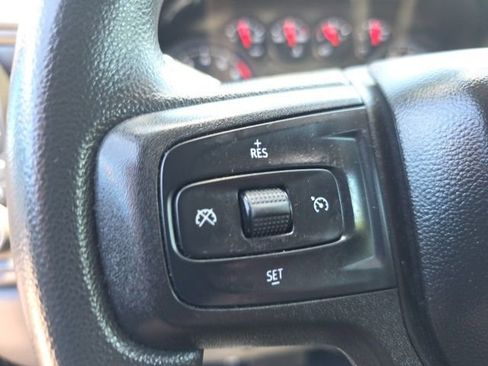 Used 2021 Chevrolet Silverado 1500 Custom Trail Boss AWD/4WD image 21