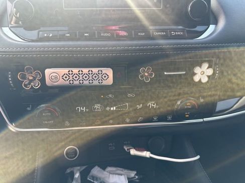 Used 2023 Nissan Rogue SL w/ SL Premium Package image 20