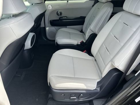 New 2026 Hyundai Palisade Calligraphy FWD image 21