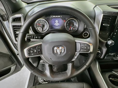 Used 2024 RAM 1500 Big Horn AWD/4WD image 11