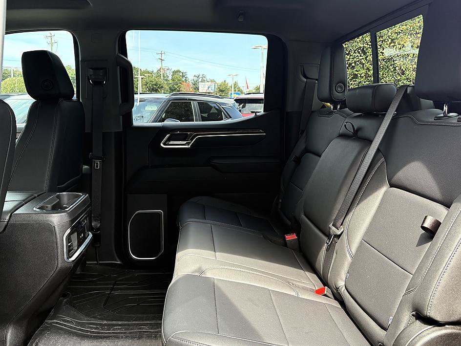 Used 2025 Chevrolet Silverado 1500 LTZ w/ LTZ Premium Package AWD/4WD image 10