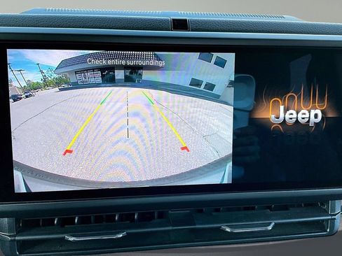 Used 2024 Jeep Wrangler Unlimited w/ LED Headlamp & Fog Lamp Group AWD/4WD image 21
