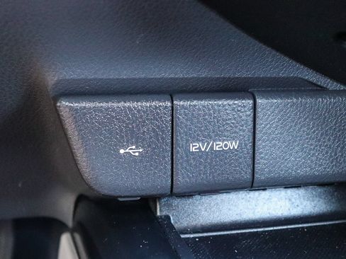 Used 2020 Toyota Camry LE FWD image 30