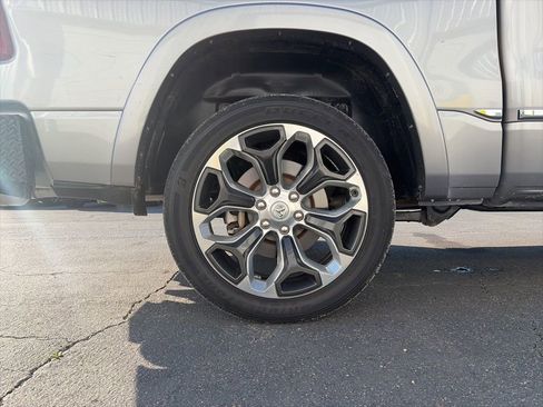 Used 2020 RAM 1500 Limited image 9