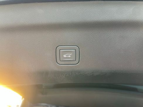 New 2026 Chevrolet Suburban LT w/ Comfort Package image 34