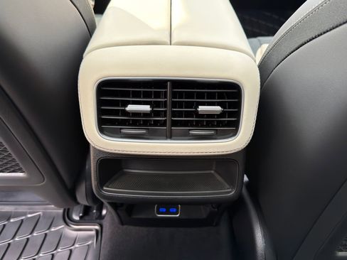New 2026 Mercedes-Benz GLE 53 AMG 4MATIC image 16