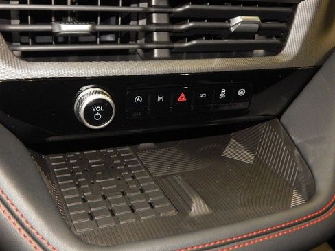 New 2025 Ford Explorer ST-Line w/ Premium Package image 26