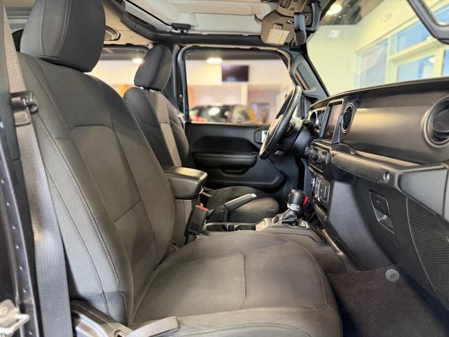 Used 2022 Jeep Gladiator Sport AWD/4WD image 13