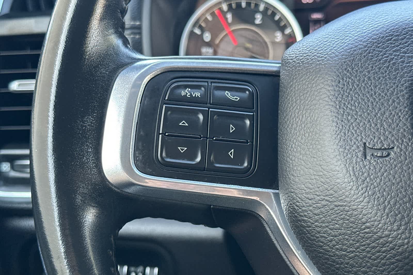 Used 2022 RAM 2500 Laramie AWD/4WD image 31