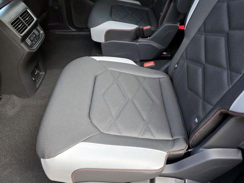New 2026 Volkswagen Atlas Peak Edition AWD/4WD image 30