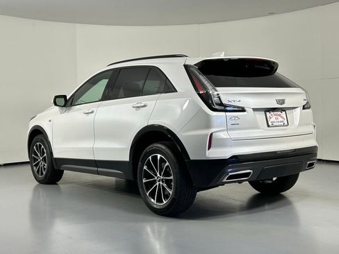 Used 2024 Cadillac XT4 Sport w/ Cold Weather Package image 5