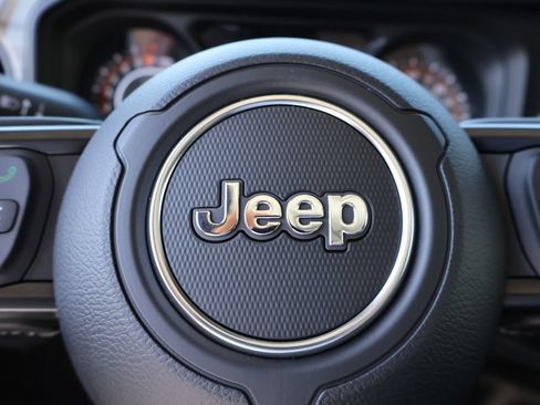 New 2026 Jeep Gladiator Sport AWD/4WD image 26