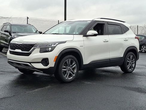 Certified 2023 Kia Seltos S AWD/4WD image 3