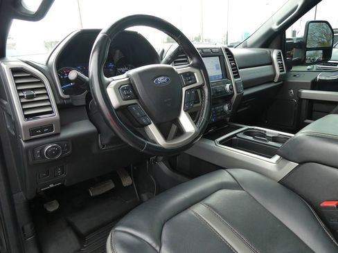 Used 2021 Ford F350 Platinum image 25