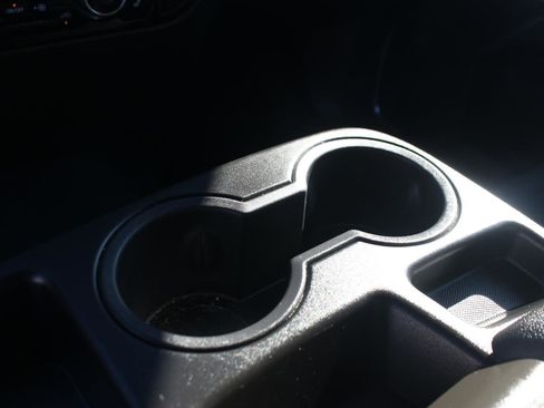 Used 2025 Chevrolet Silverado 2500 LT w/ Convenience Package image 25