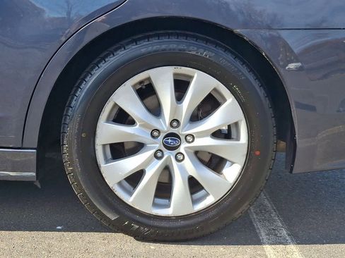 Used 2017 Subaru Legacy 2.5i Premium image 29