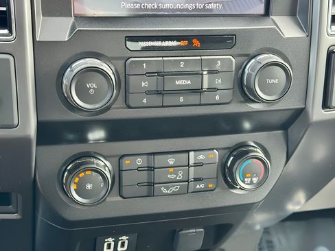 Used 2020 Ford F150 XLT RWD image 19