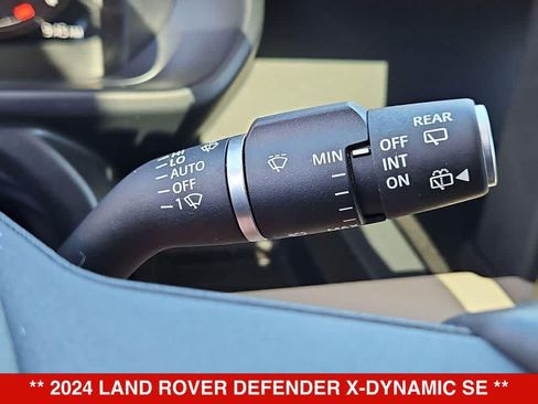 Used 2024 Land Rover Defender 130 X-Dynamic SE AWD/4WD image 25