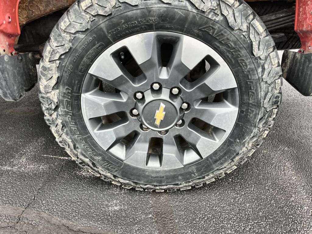 Certified 2021 Chevrolet Silverado 2500 Custom w/ Custom Value Package AWD/4WD image 30