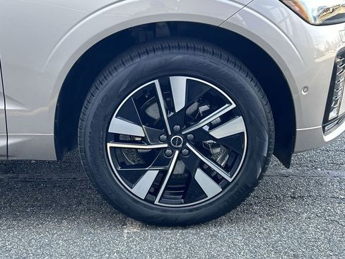 New 2026 Volvo XC60 B5 Plus w/ Climate Package image 13