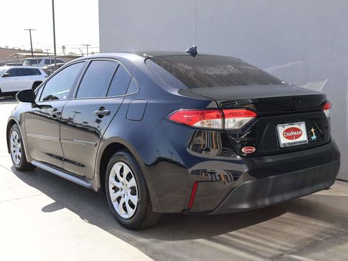 Used 2024 Toyota Corolla LE FWD image 3