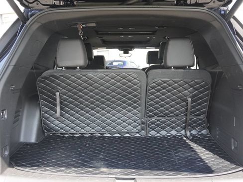 Used 2023 Chevrolet Traverse RS w/ LPO, Floor Liner Package AWD/4WD image 23