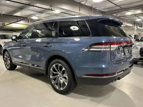 Used 2026 Lincoln Aviator Reserve w/ Illumination Package AWD/4WD image 4