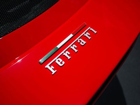 Used 2025 Ferrari 296 GTS image 19