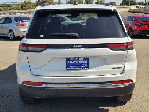 Used 2023 Jeep Grand Cherokee Limited w/ Trailer Tow Prep Group (B) image 6