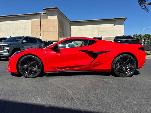 New 2025 Chevrolet Corvette E-Ray image 6