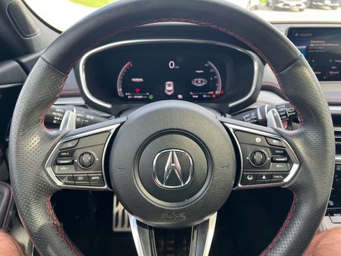 Used 2024 Acura MDX A-Spec image 10