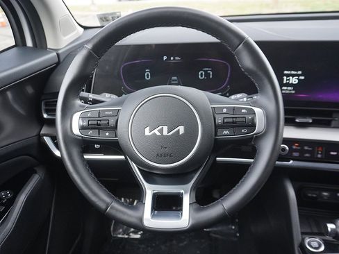 Used 2023 Kia Sportage EX image 35