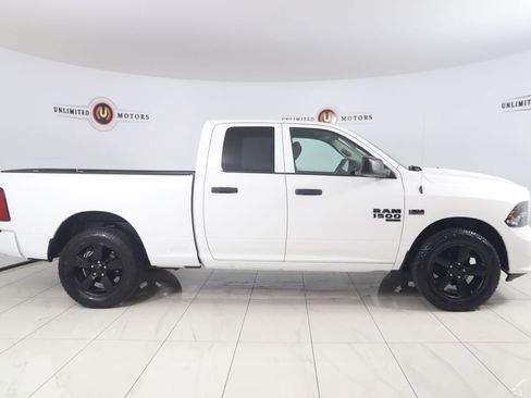 Used 2019 RAM 1500 Express w/ Express Value Package AWD/4WD image 2