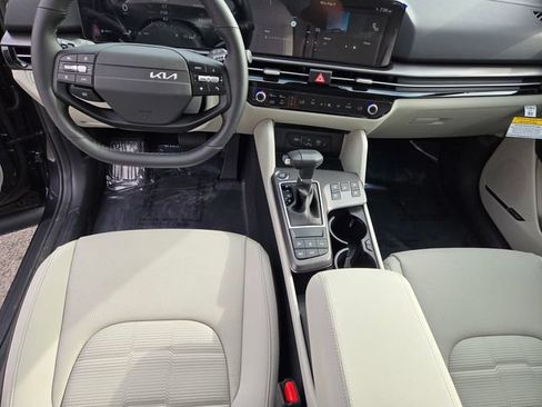 New 2026 Kia Sportage SX FWD image 14