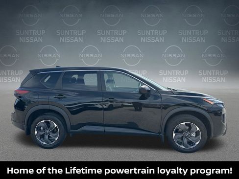 Certified 2025 Nissan Rogue SV FWD image 7