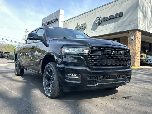 New 2026 RAM 1500 Big Horn AWD/4WD image 19